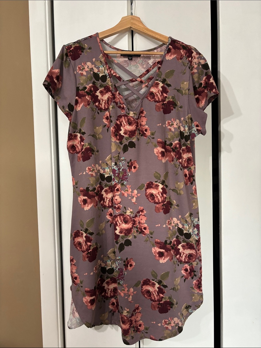 Vibe sportswear Crisscross V-Neck Floral Shift Dress - Lavender Rose